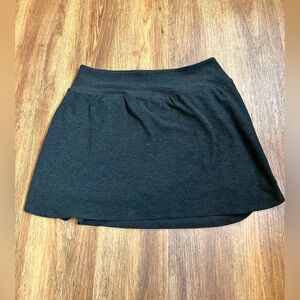 Beyond Yoga Spacedye Movement Skirt dark grey women’s size Medium